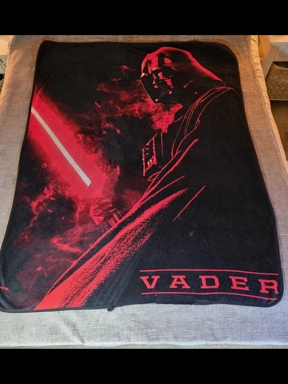 Star Wars Darth Vader red and black plush throw blanket 48